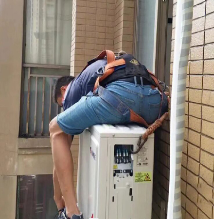 丽江市空调移机